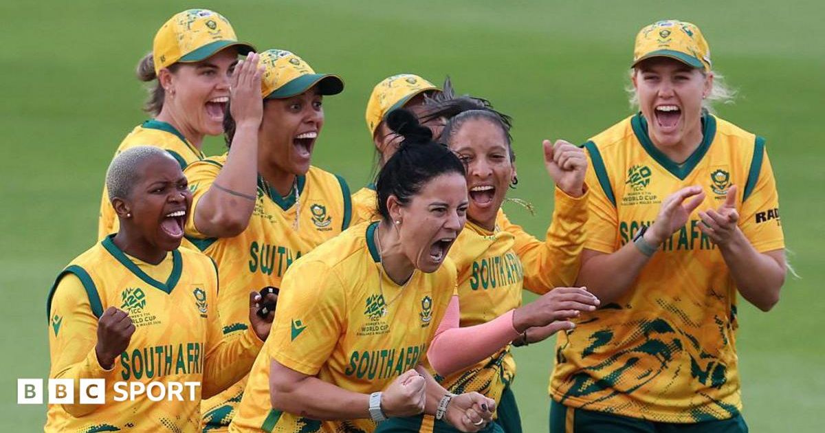 Women's T20 World Cup: South Africa beat Pakistan for first win of the tournament