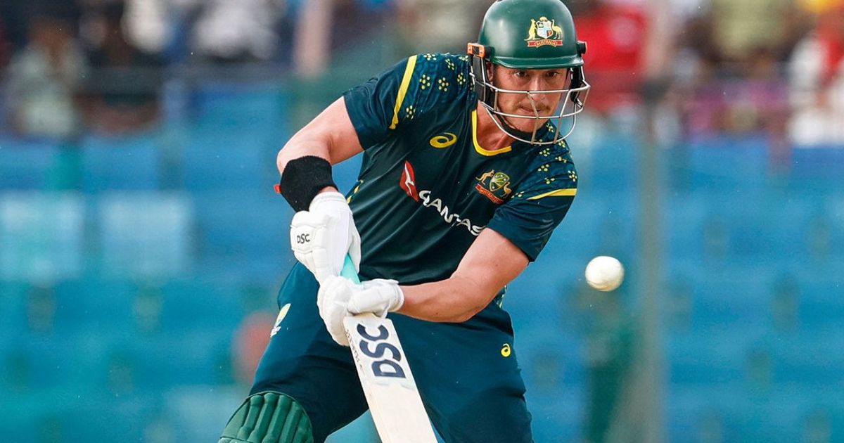 Australia bowlers close out T20I series after Renshaw stars with 89*