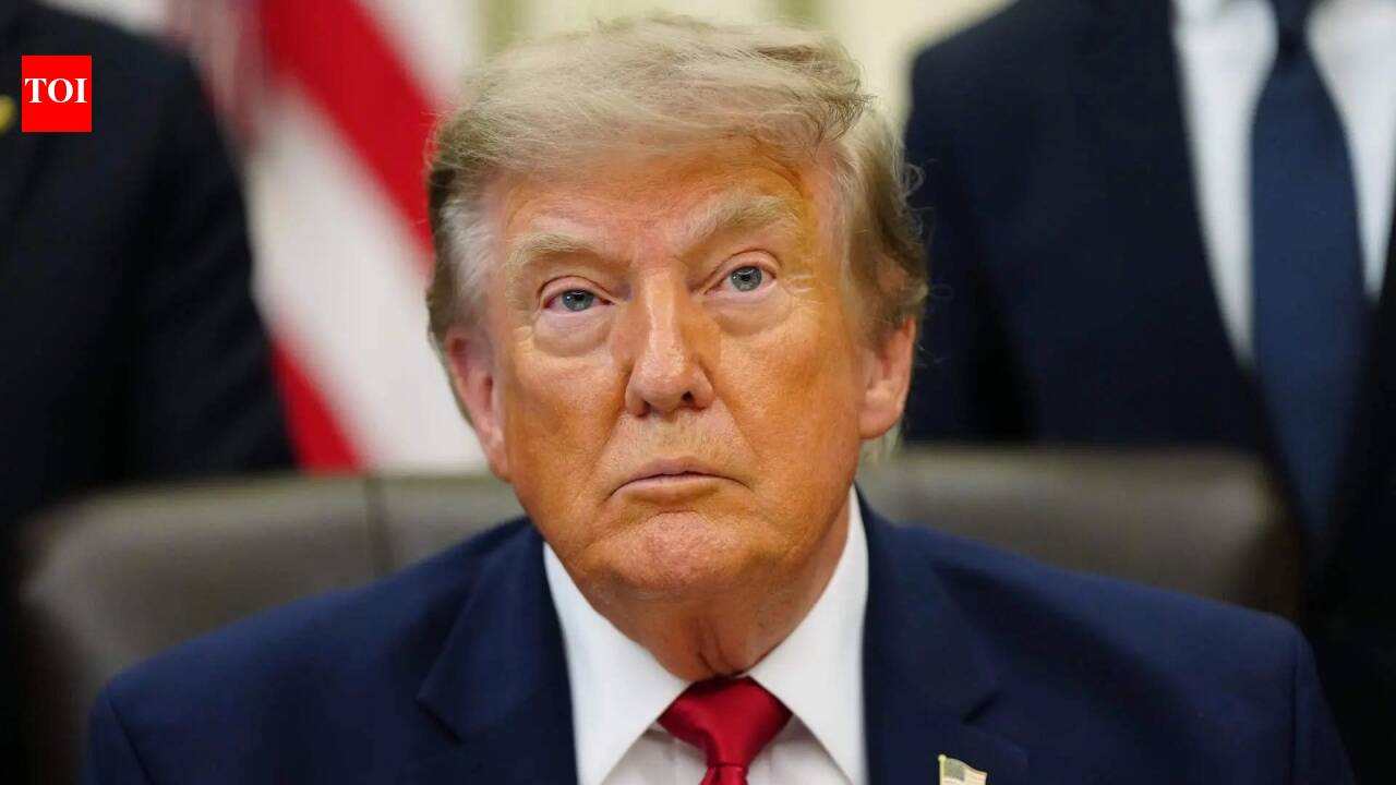 Donald Trump administration officials discussing trade tariffs