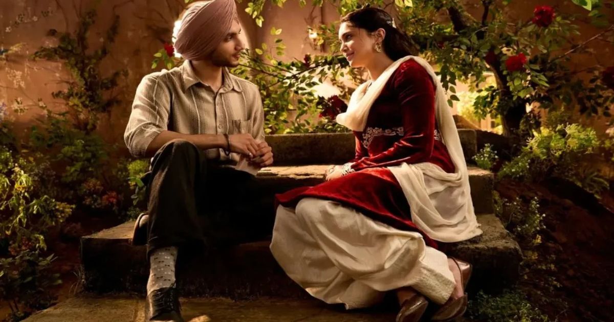 Main Vaapas Aaunga Box Office Collections: Imtiaz Ali's film enters 4th weekend, hits Rs 50 crore in 22 days