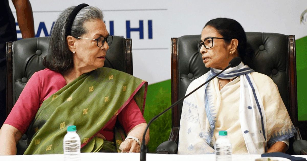 Sonia Gandhi Tells Mamata Banerjee To Fight Back As TMC Battles Rebellion, Offers Legal Support