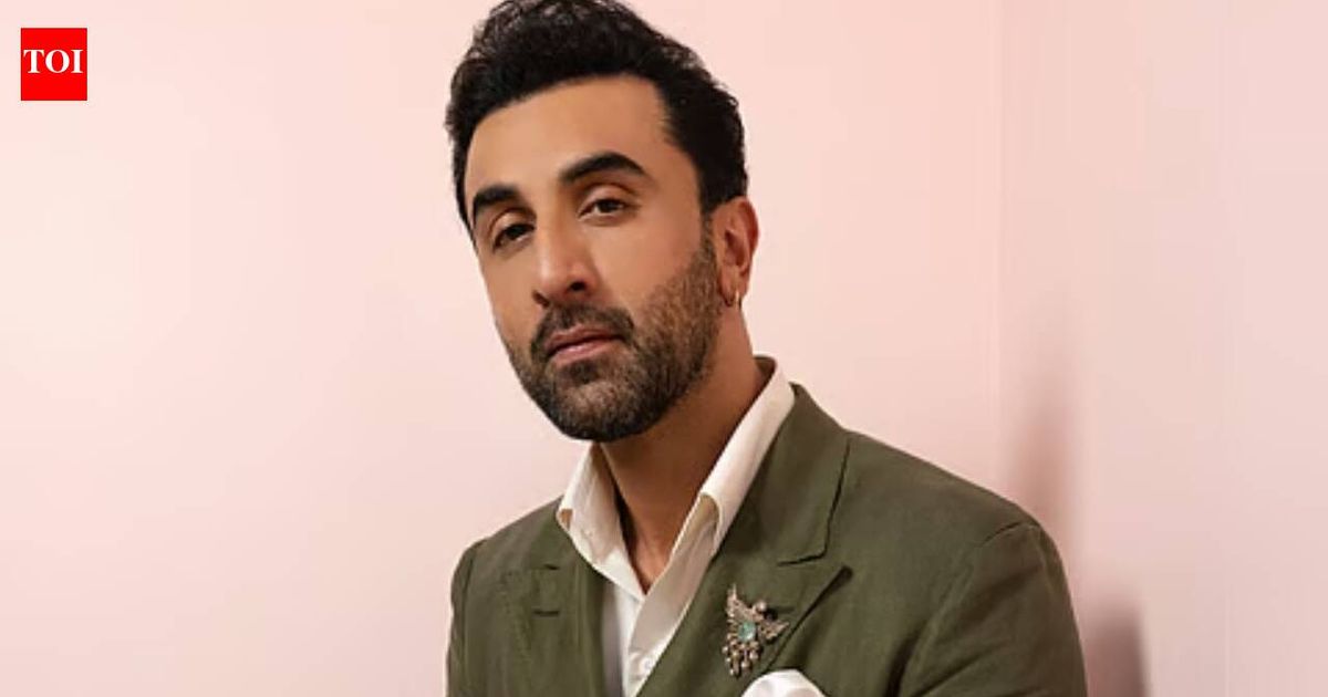 Ranbir Kapoor is the most educated member of the Kapoor family? The actor once said, 'My mom was screaming with joy'