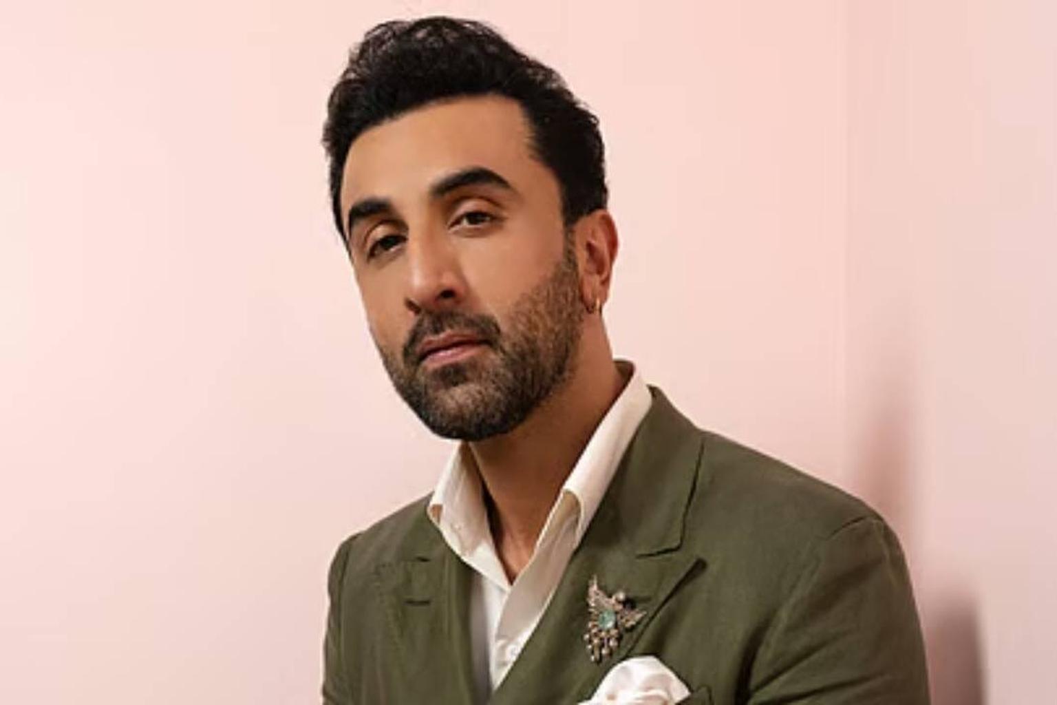 Ranbir Kapoor is the most educated member of the Kapoor family? The actor once said, 'My mom was screaming with joy'