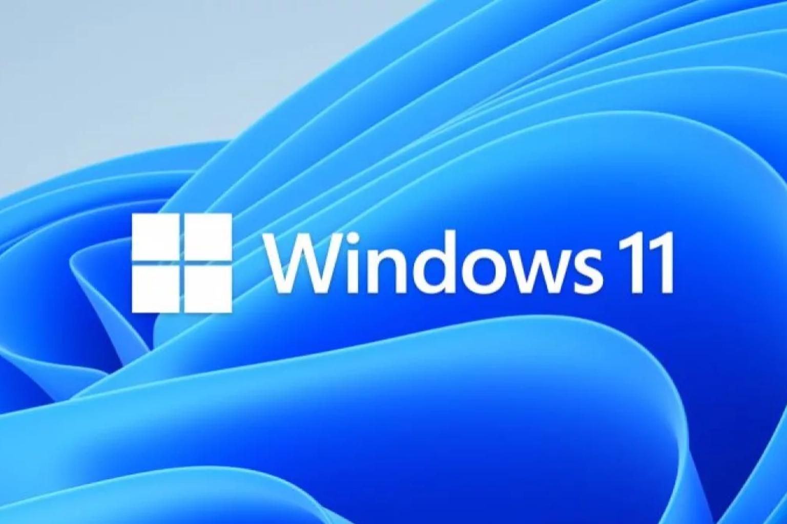Windows 11 weather app on a desktop screen with memory usage details