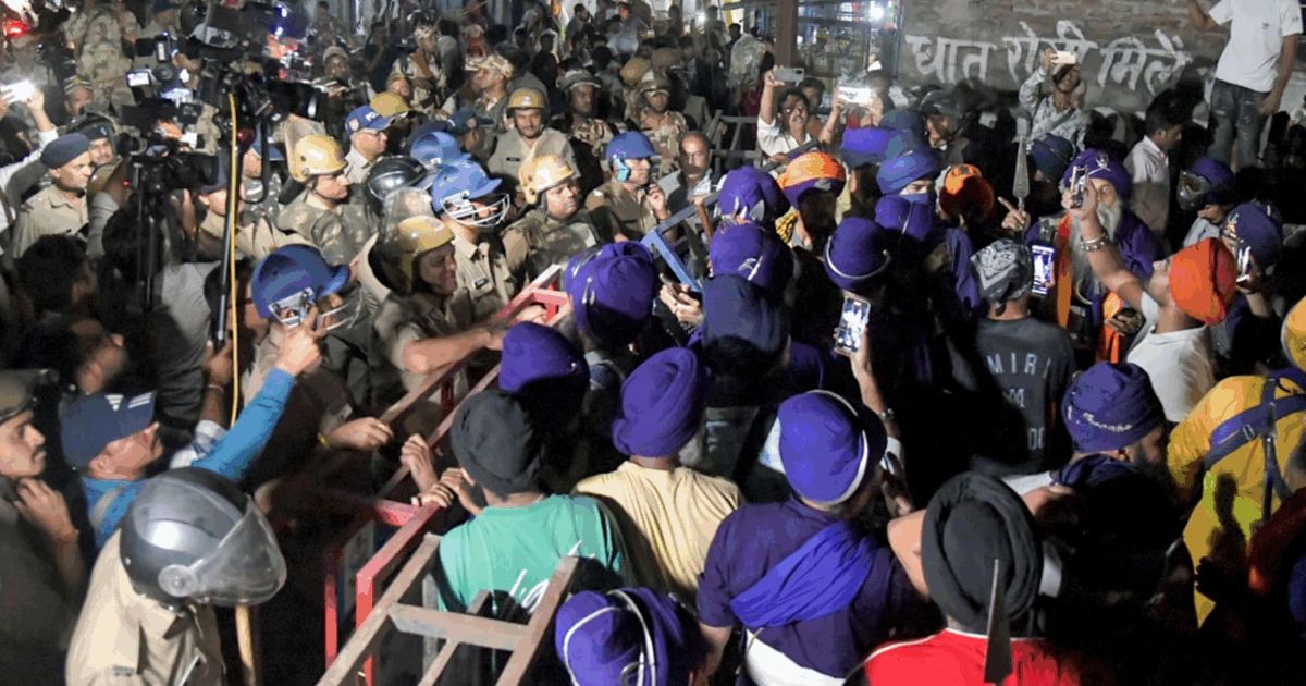Tension At Uttarakhand Border As Nihang Sikhs Breach Barricades, Head Towards Hemkund Sahib