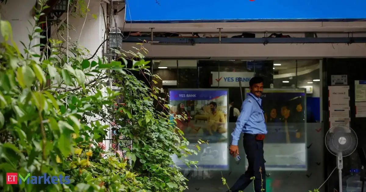 Yes Bank to raise up to $1.7 billion via equity, debt issue