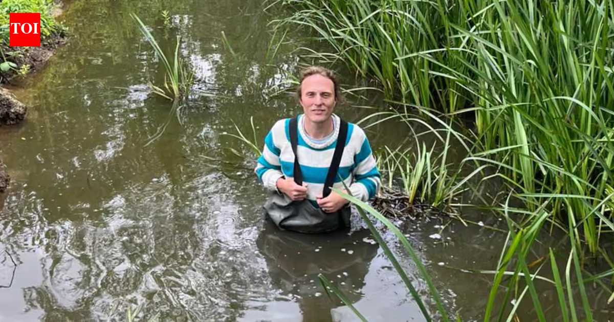 After removing 200 bags of waste from a polluted river, UK lawyer now faces prosecution
