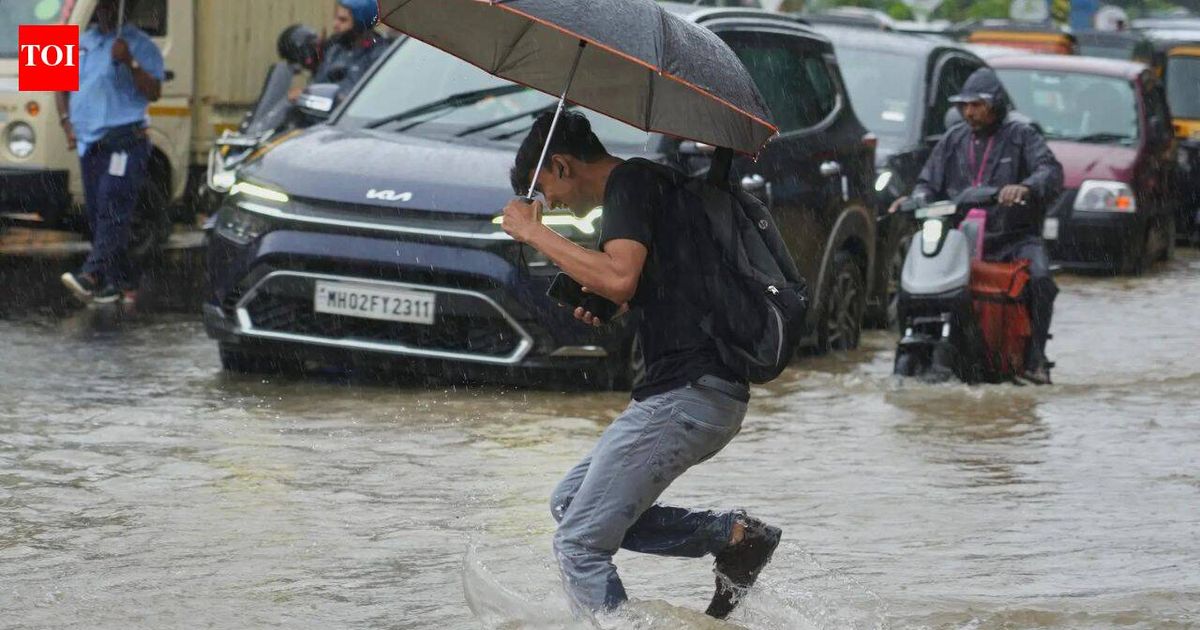 Mumbai rain chaos: Flights hit, roads flooded, daily life disrupted - top developments