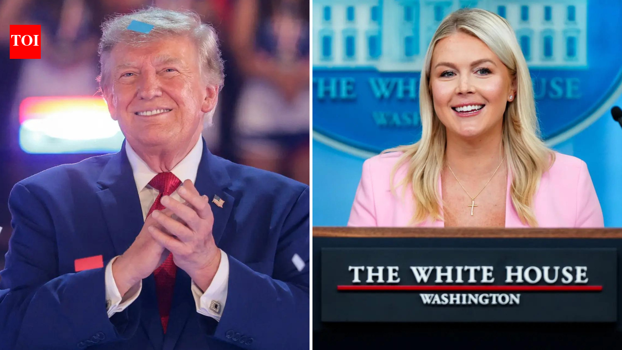 US President Donald Trump and Karoline Leavitt in the White House