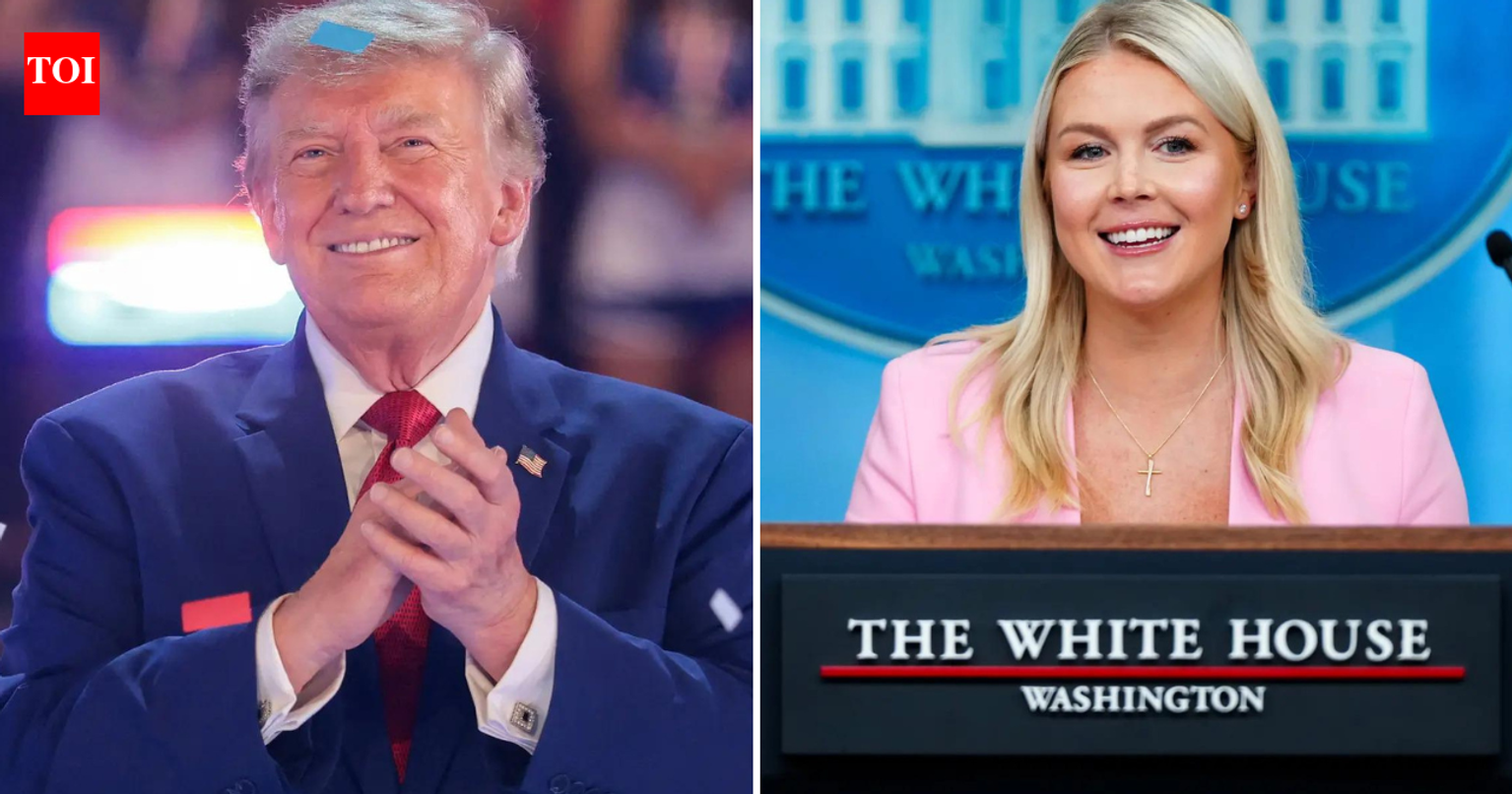 US President Donald Trump and Karoline Leavitt in the White House