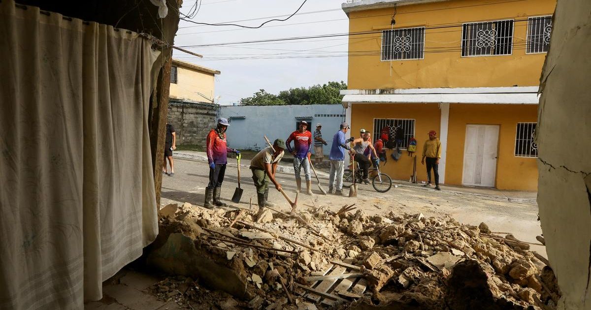 Venezuela earthquake death toll rises to 235