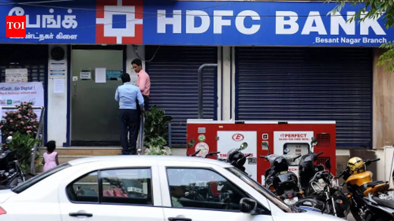 HDFC Bank officials in a meeting discussing business strategies