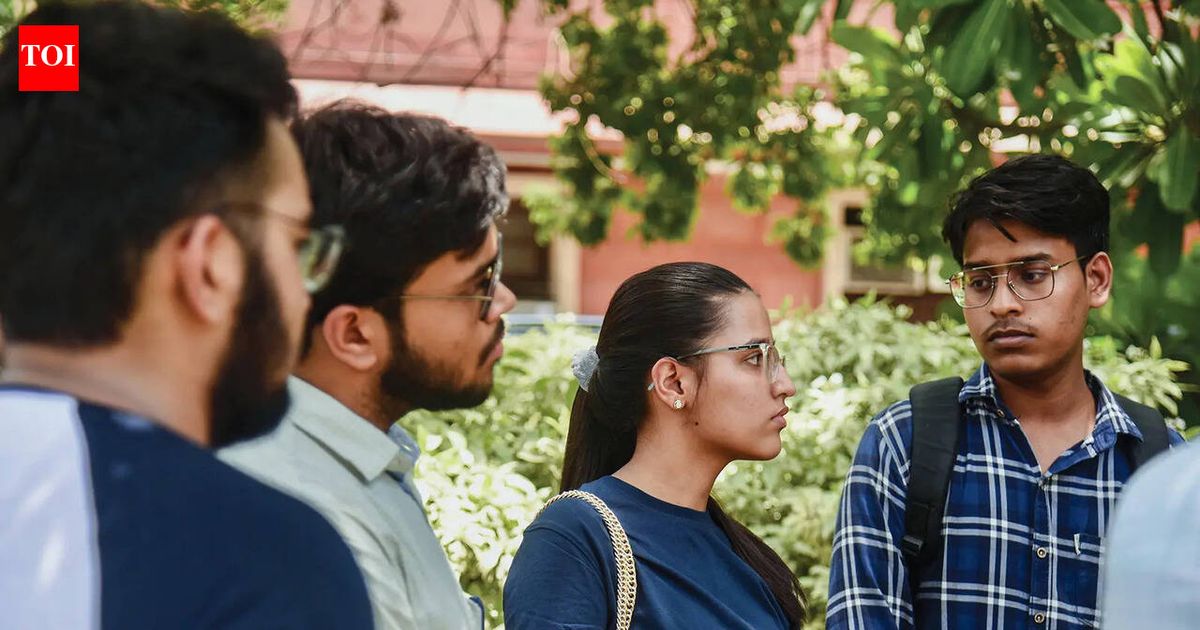 Ahead of retest, NEET glitches trouble students; two nabbed for promising paper