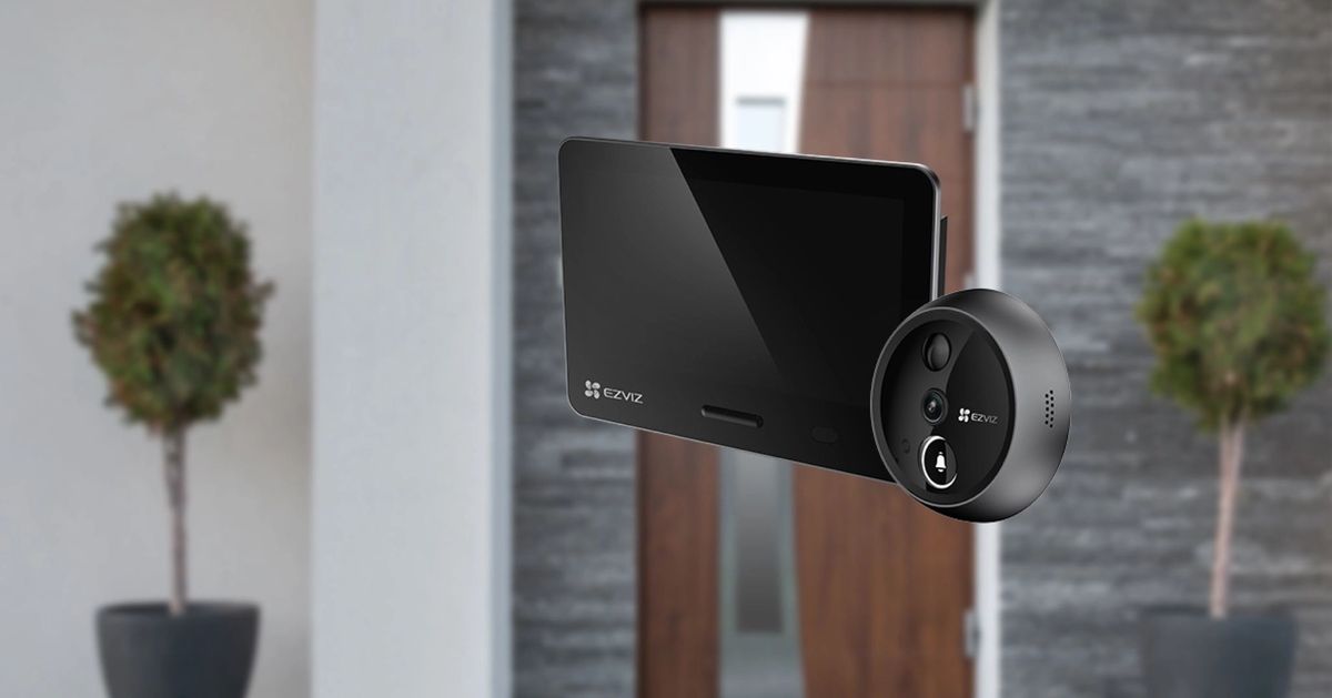 This clever peephole camera is perfect for renters, adding smart home video without wires, drilling, or an expensive subscription