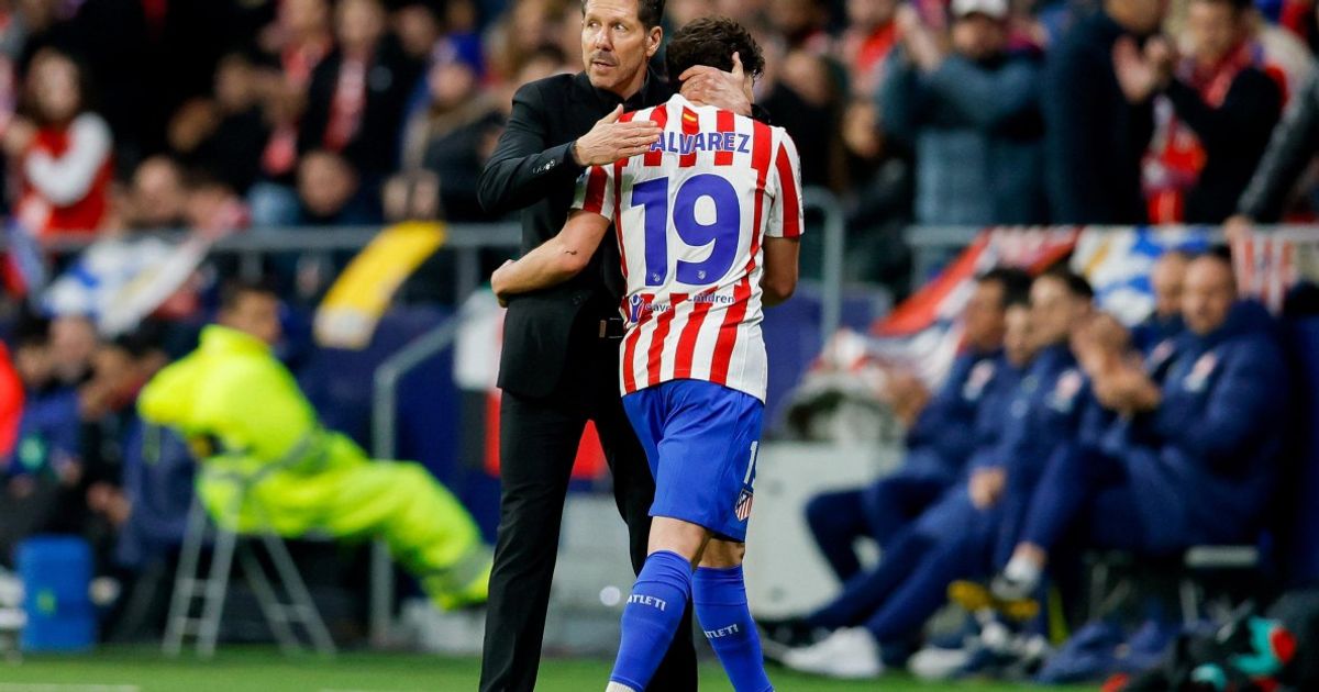 Diego Simeone’s stance on Julian Alvarez’s future revealed after transfer bombshell