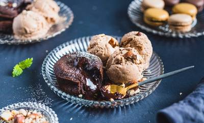 Sjokoladefondant og is fra Jacobs Utvalgte