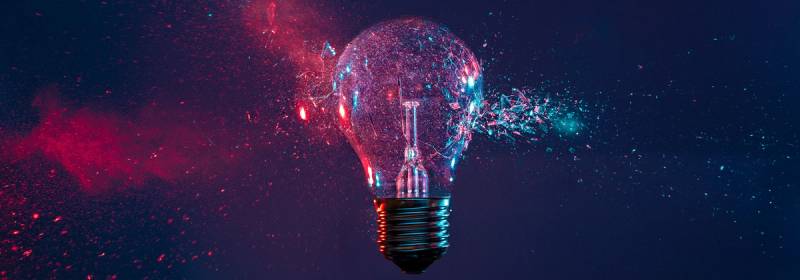 Lyspære som eksploderer