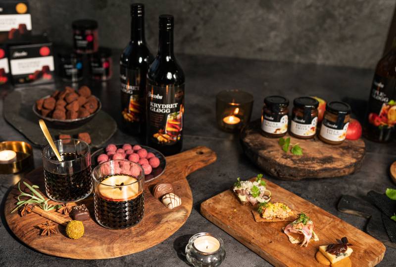 Gløgg med tilbehør til jul