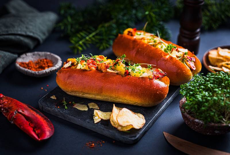 Lobsterroll hummer i pølsebrød fra Jacobs Utvalgte