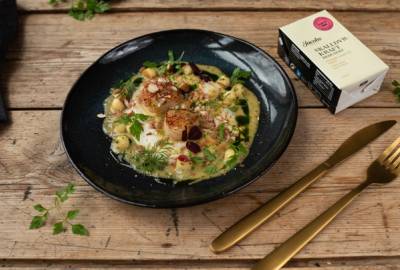 Kamskjell med saus laget av skalldyrkraft fra Jacobs Utvalgte