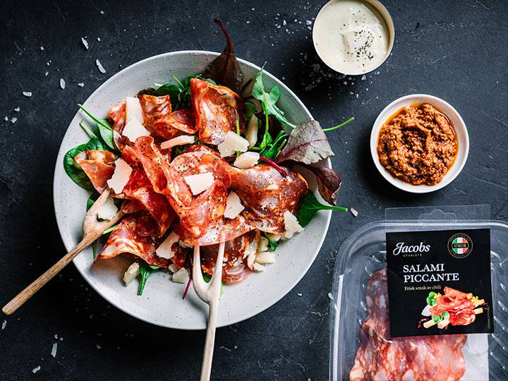 Rett med Jacobs Utvalgte Salami piccante