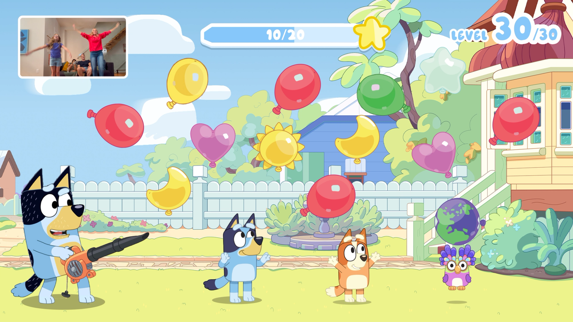 Image of Bluey, Bingo, and Bandit from the Bluey: Bust-a-Move mini-game Keepy Uppy, only on Nex Playground with Play Pass.