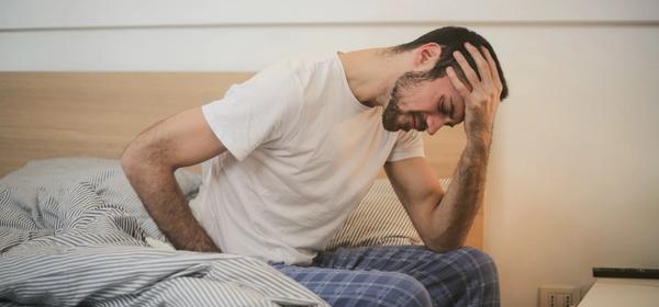 Mal di testa da caldo? 4 consigli per combatterlo