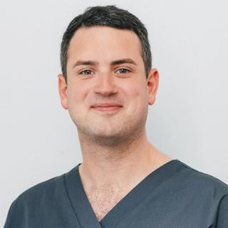 Dr Daniel Hunt