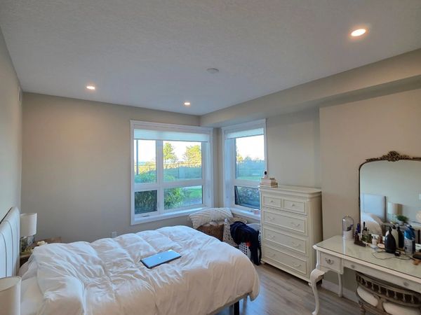 Lighting & Renovation service by licensed electrician in Hamilton Ontario