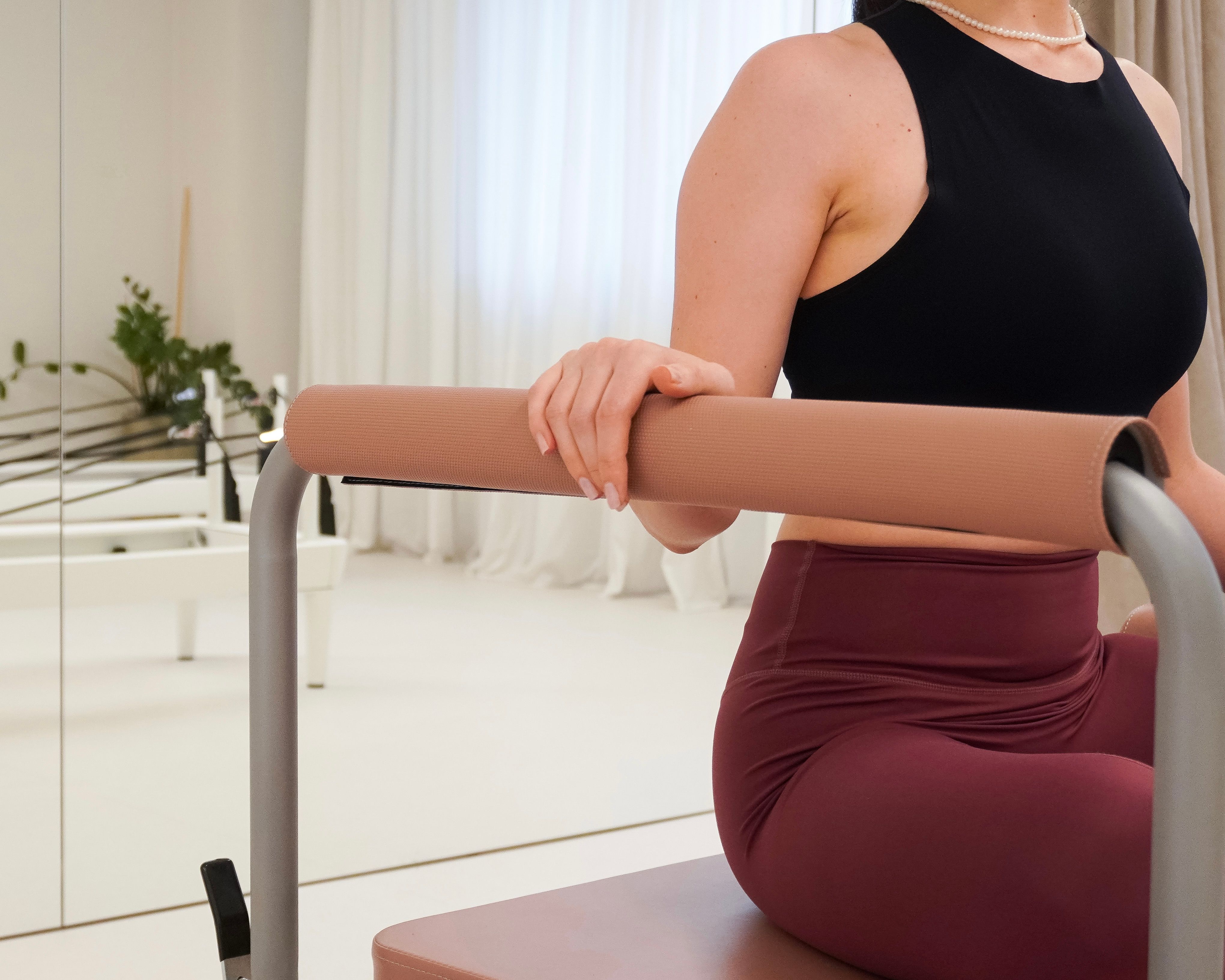 Începerea unei sesiuni private de Pilates