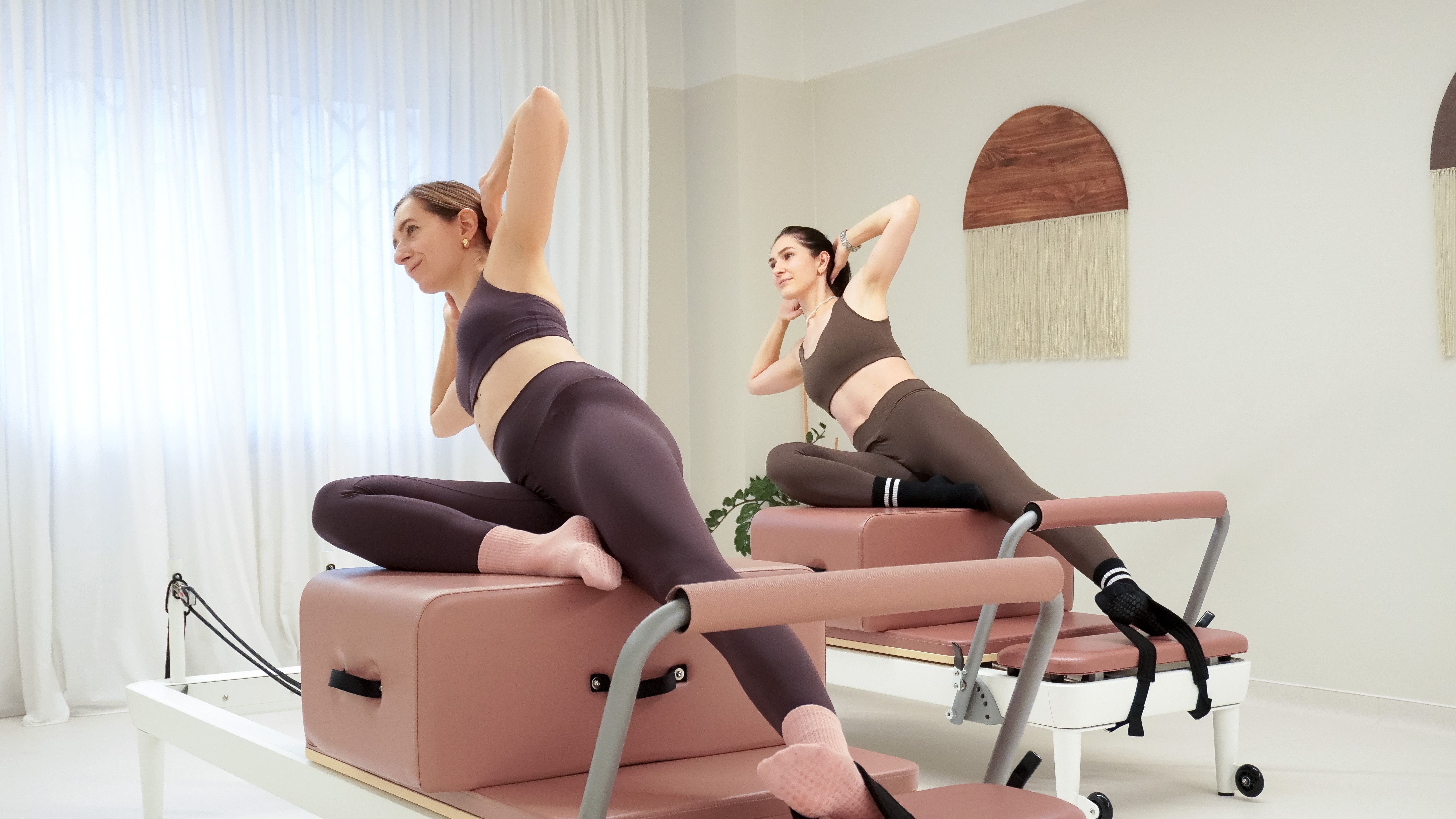 Sesiune de Pilates semi-privata