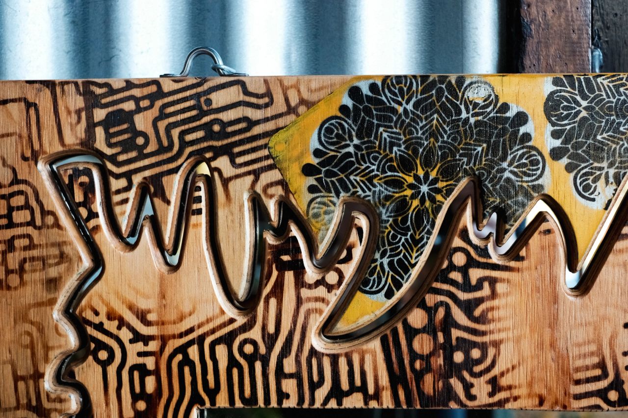 Daddy Elementaly Speaking, a handmade mirror: mandala detail