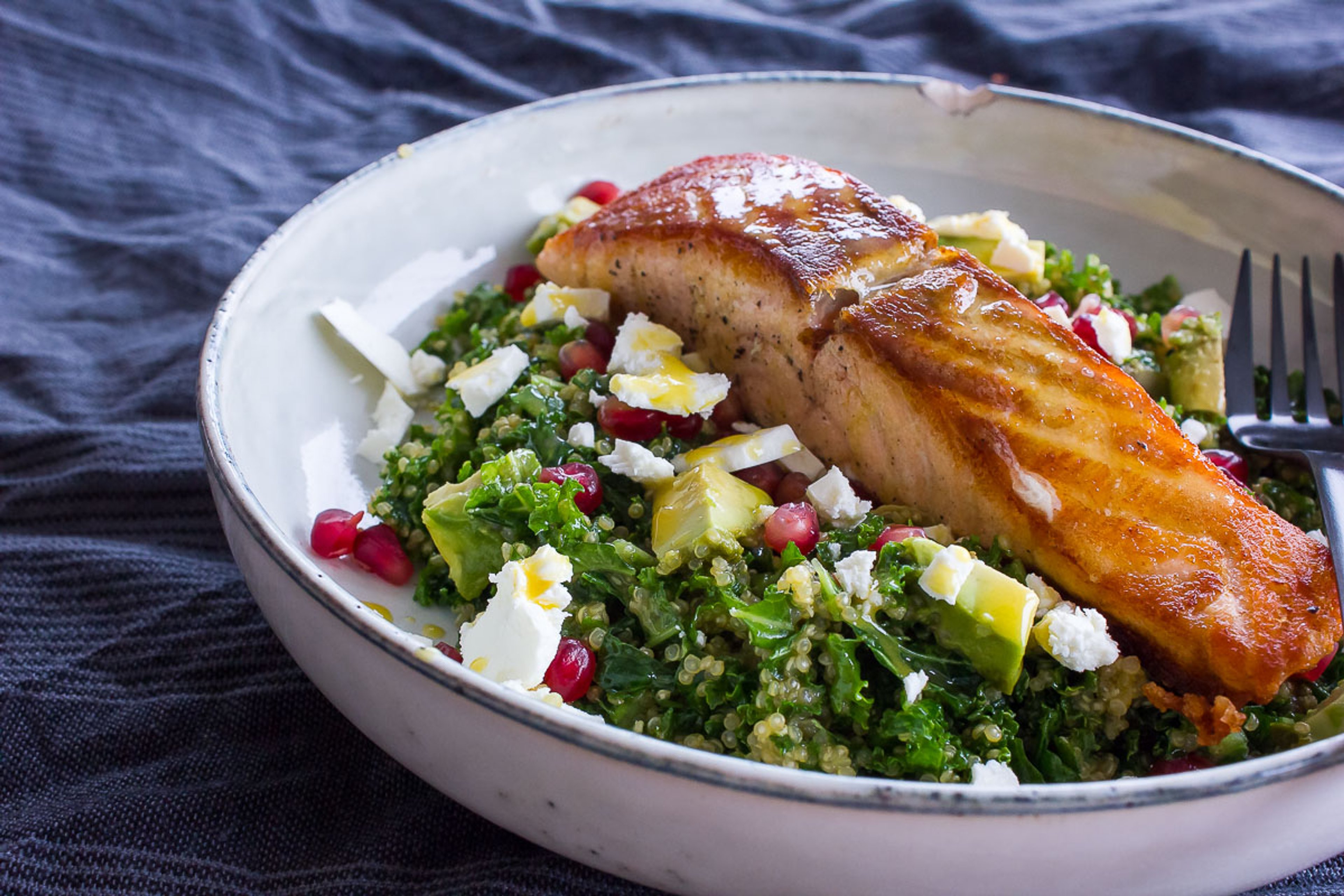 Superlækker superfoodsalat med laks