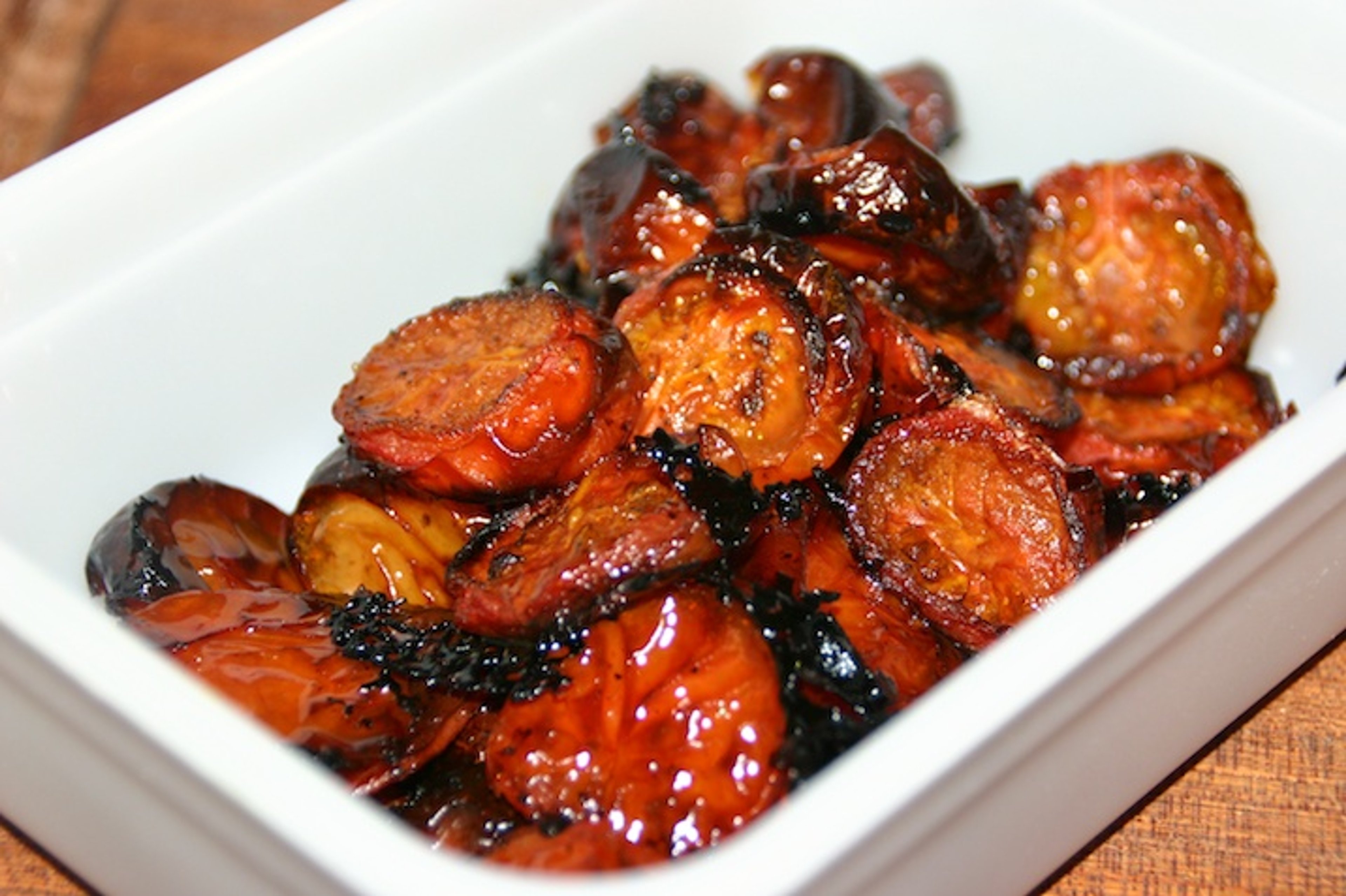 Bruschetta med langtidsstegte tomater og frisk mozzarella