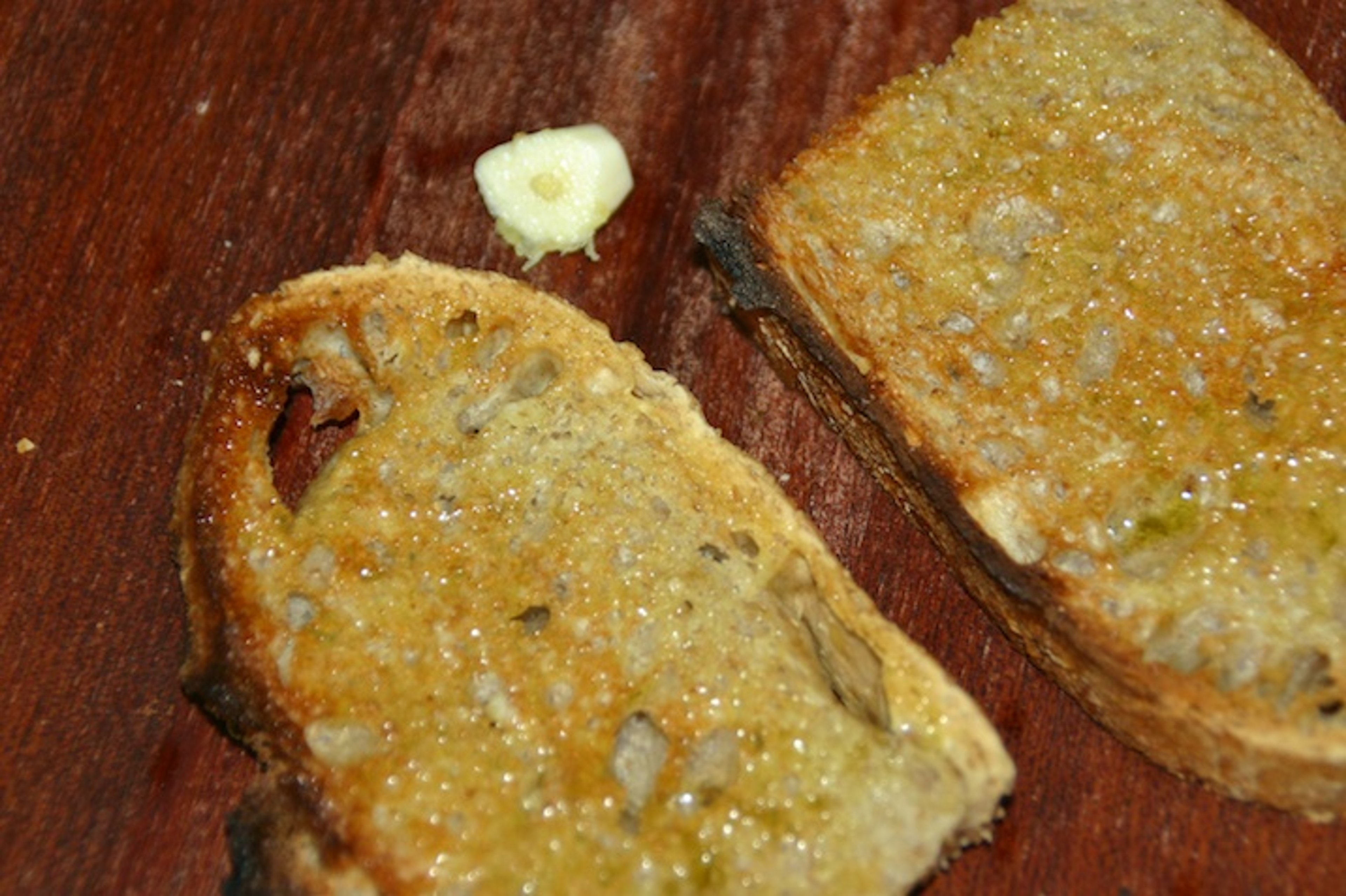 Bruschetta med langtidsstegte tomater og frisk mozzarella