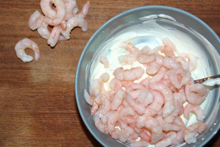 Ærtepandekager med skyr og rejer