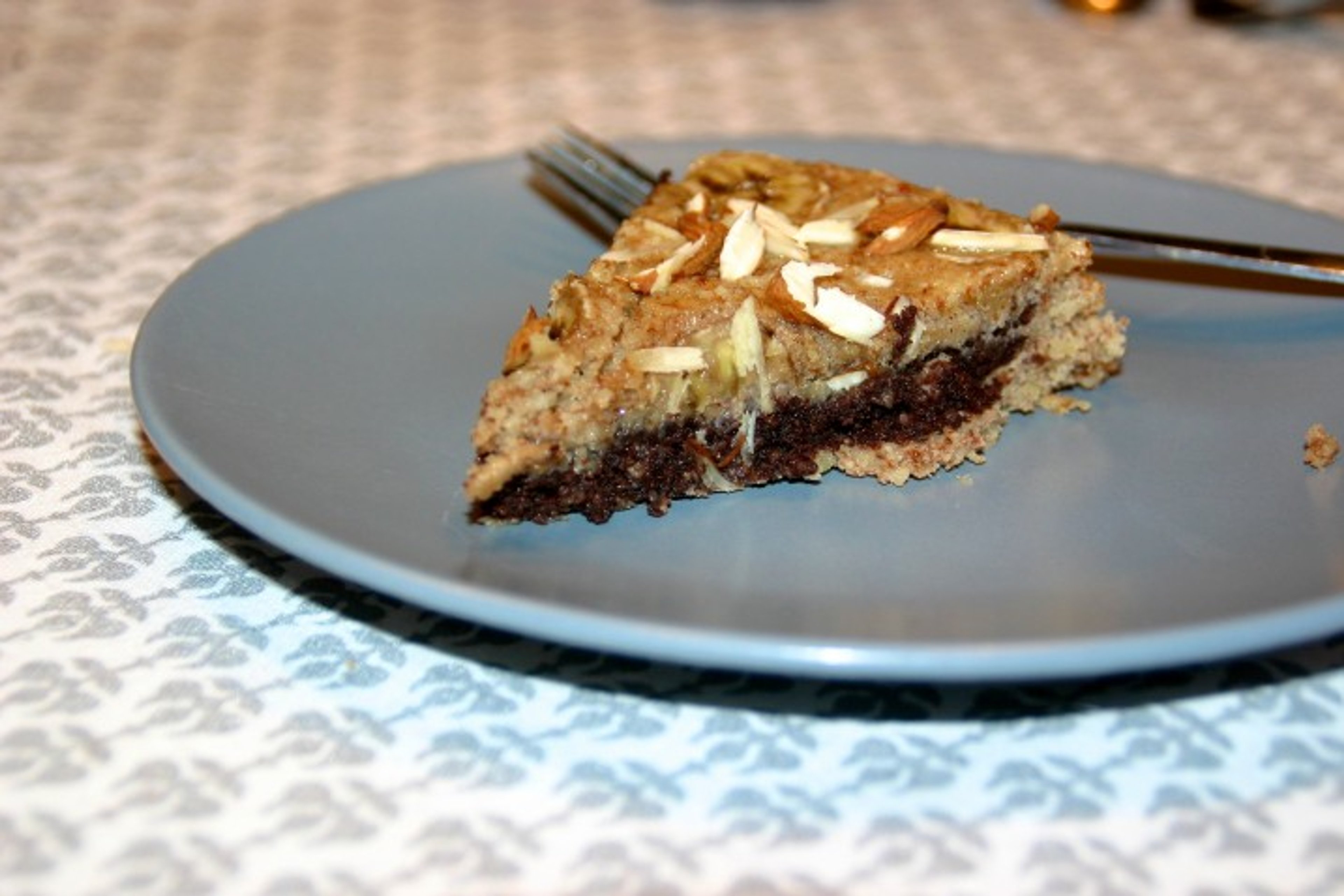 Mandelkage med banan og kakao