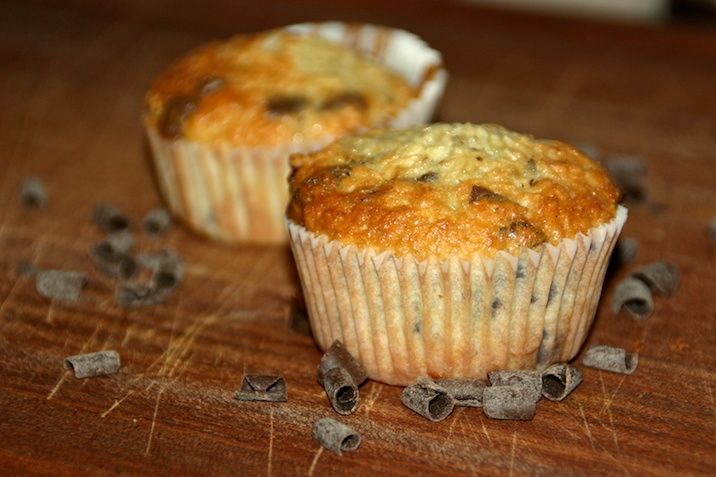 Bananmuffins med kokos og chokolade