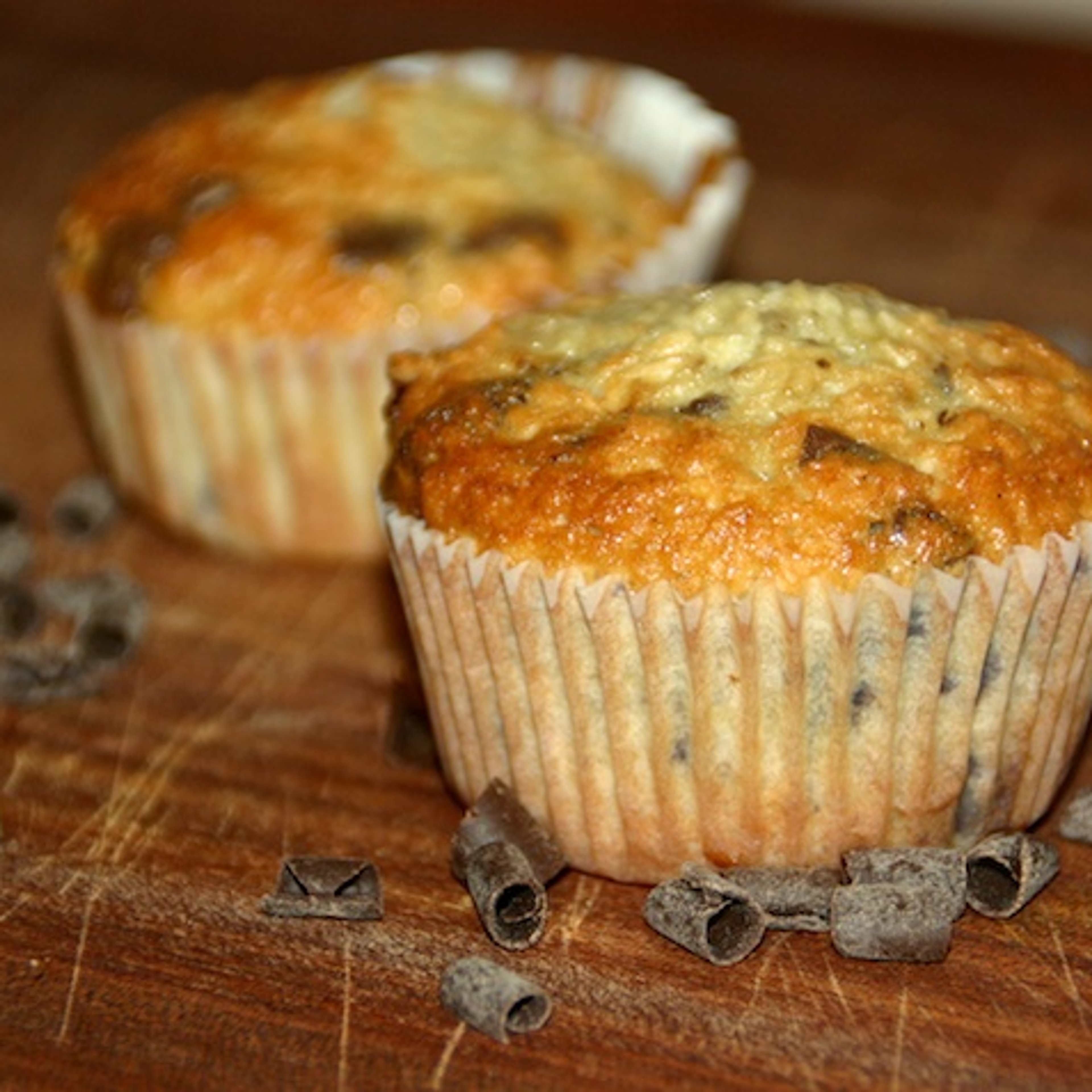 Bananmuffins med kokos og chokolade