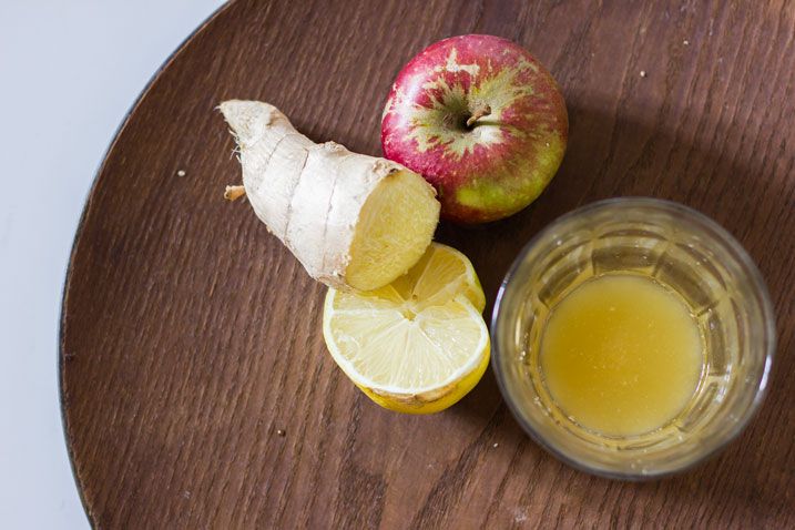 Ingefærshot med citron og æble for os snueramte