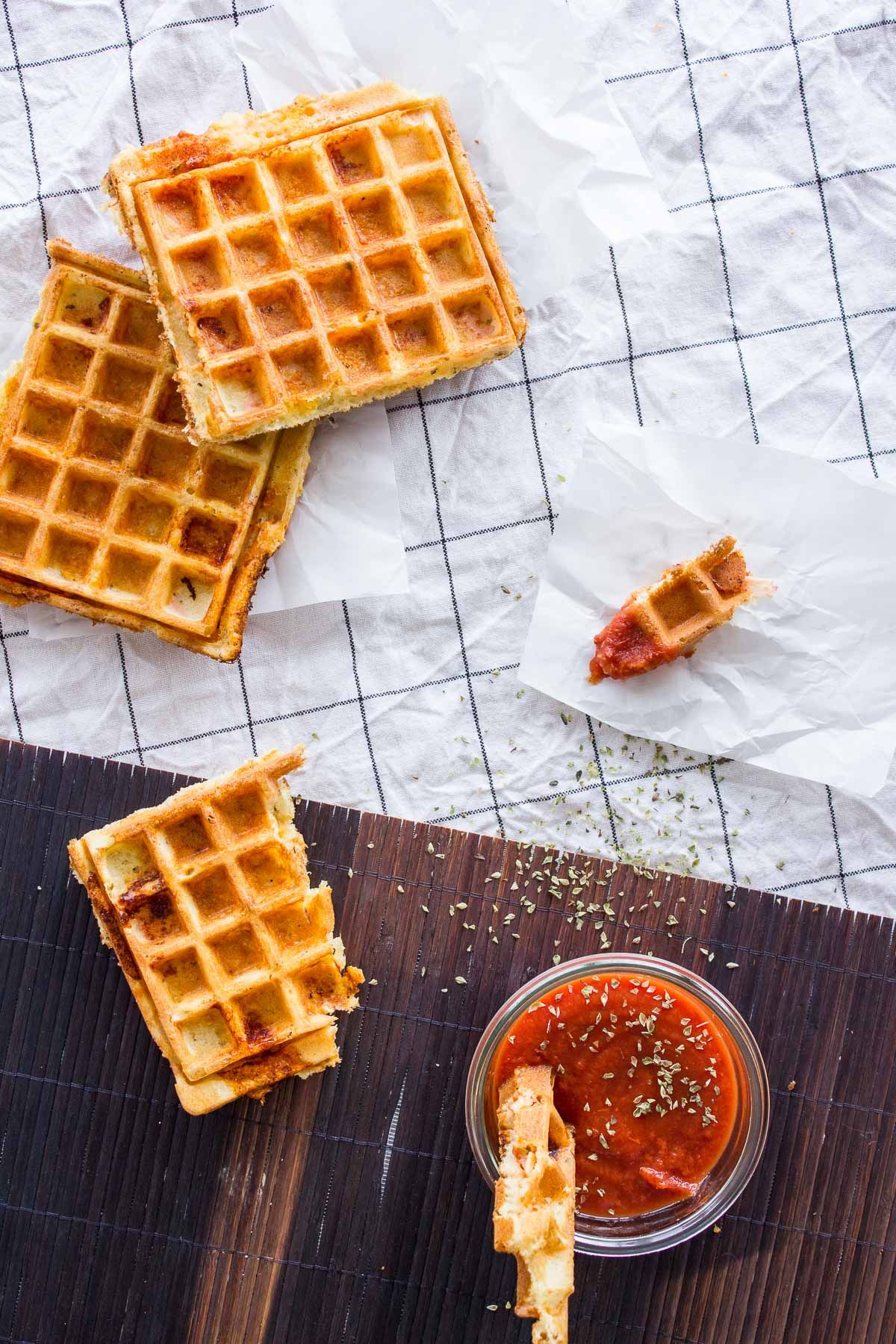 Pizzavafler med veggie pålæg