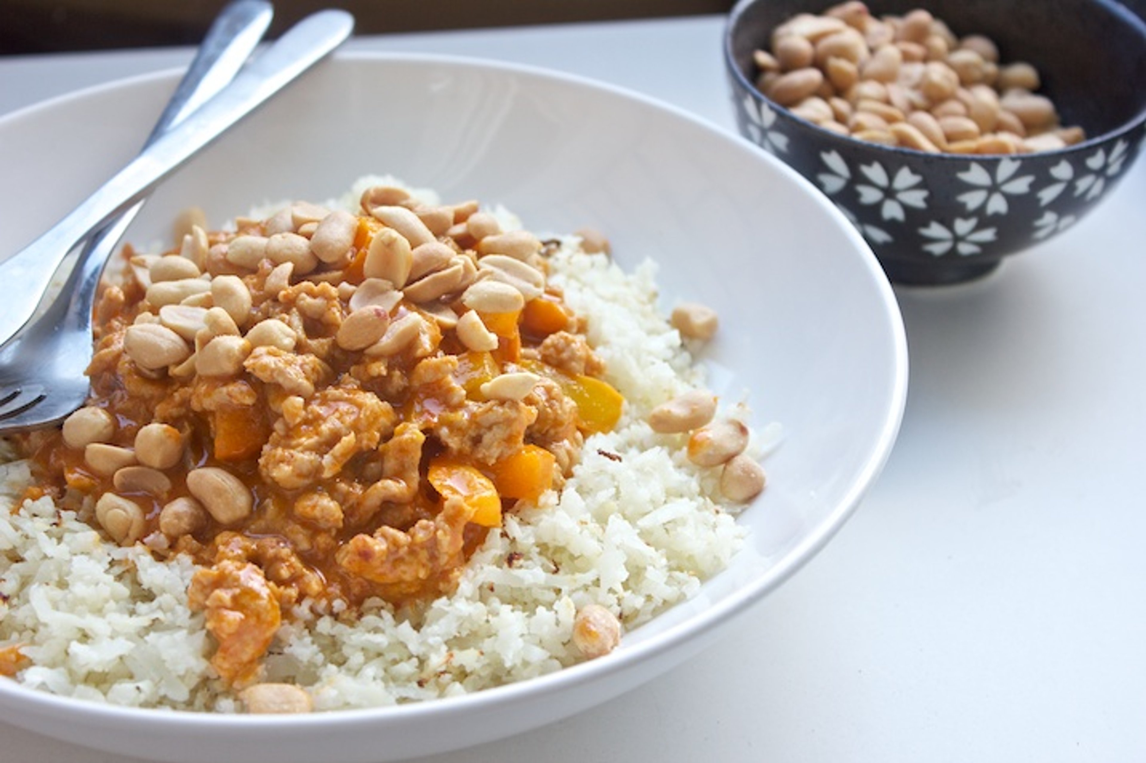 kylling-roed-karry-peberfrugt-banan-1