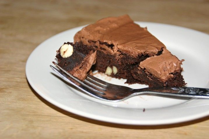 Browniekage med frosting