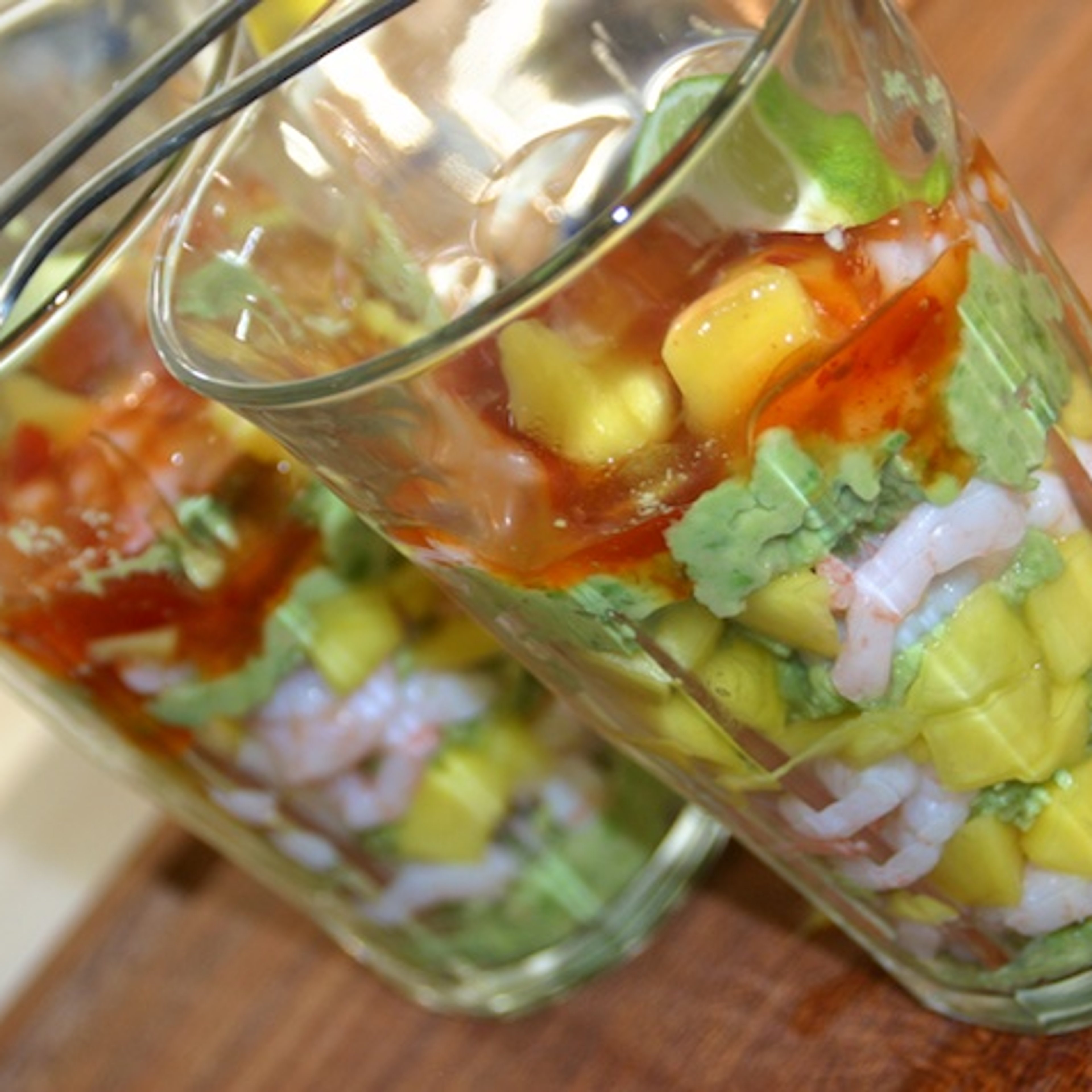 Eksotisk rejecocktail med mango, avocado, lime og sød chili