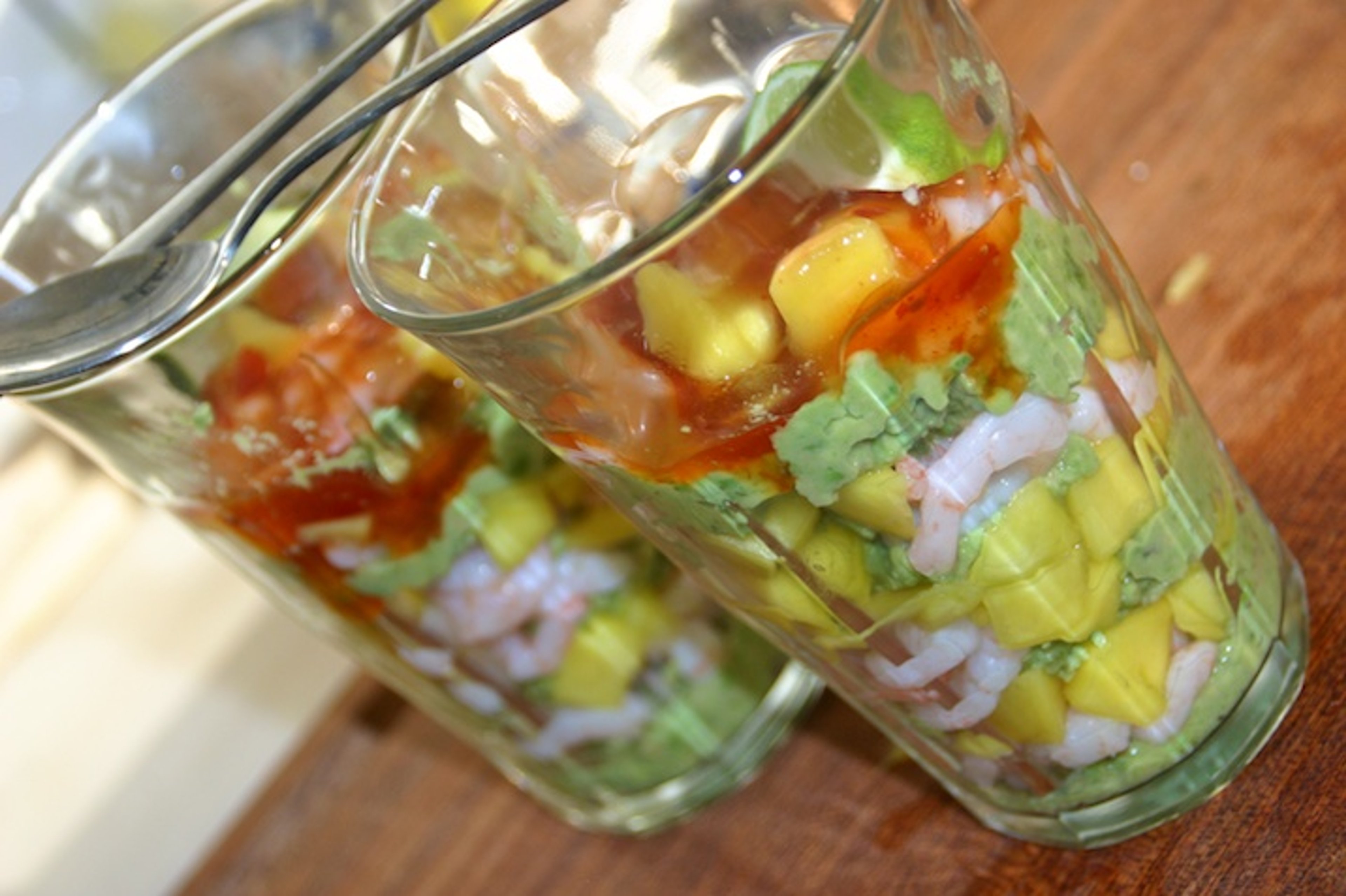 Eksotisk rejecocktail med mango, avocado, lime og sød chili