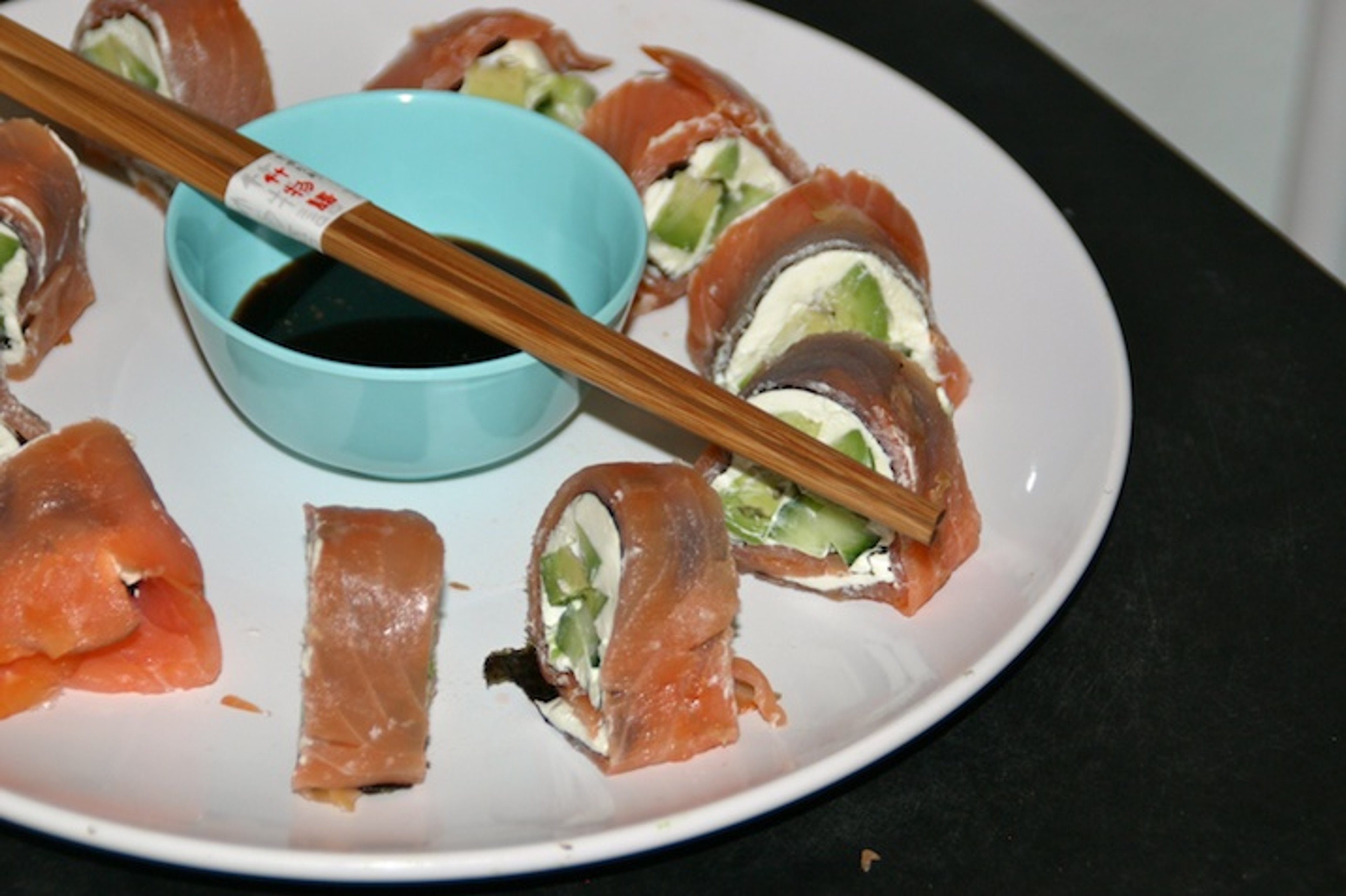 Lakserulle med wasabi (low-carb sushi)