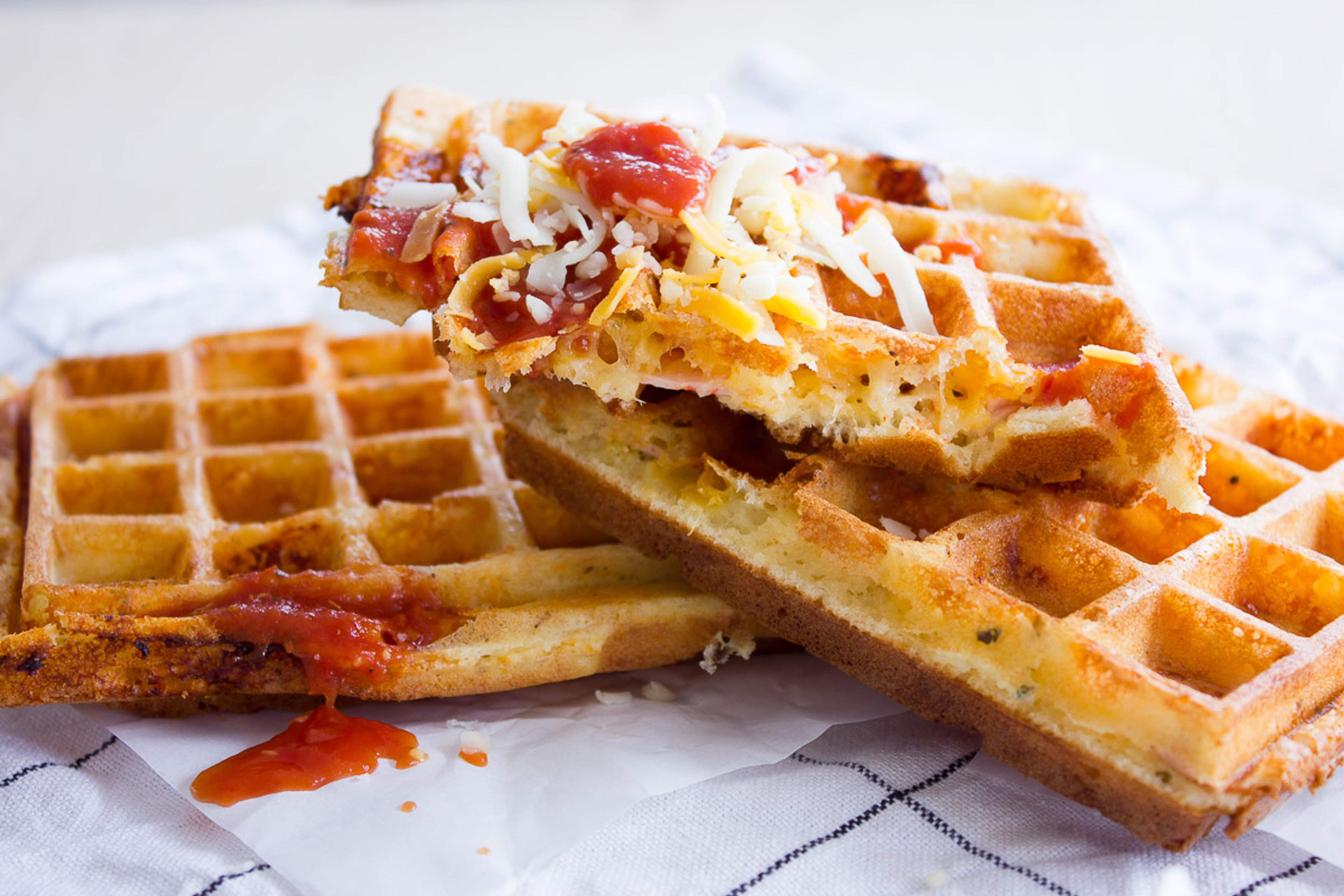 Pizzavafler med veggie pålæg