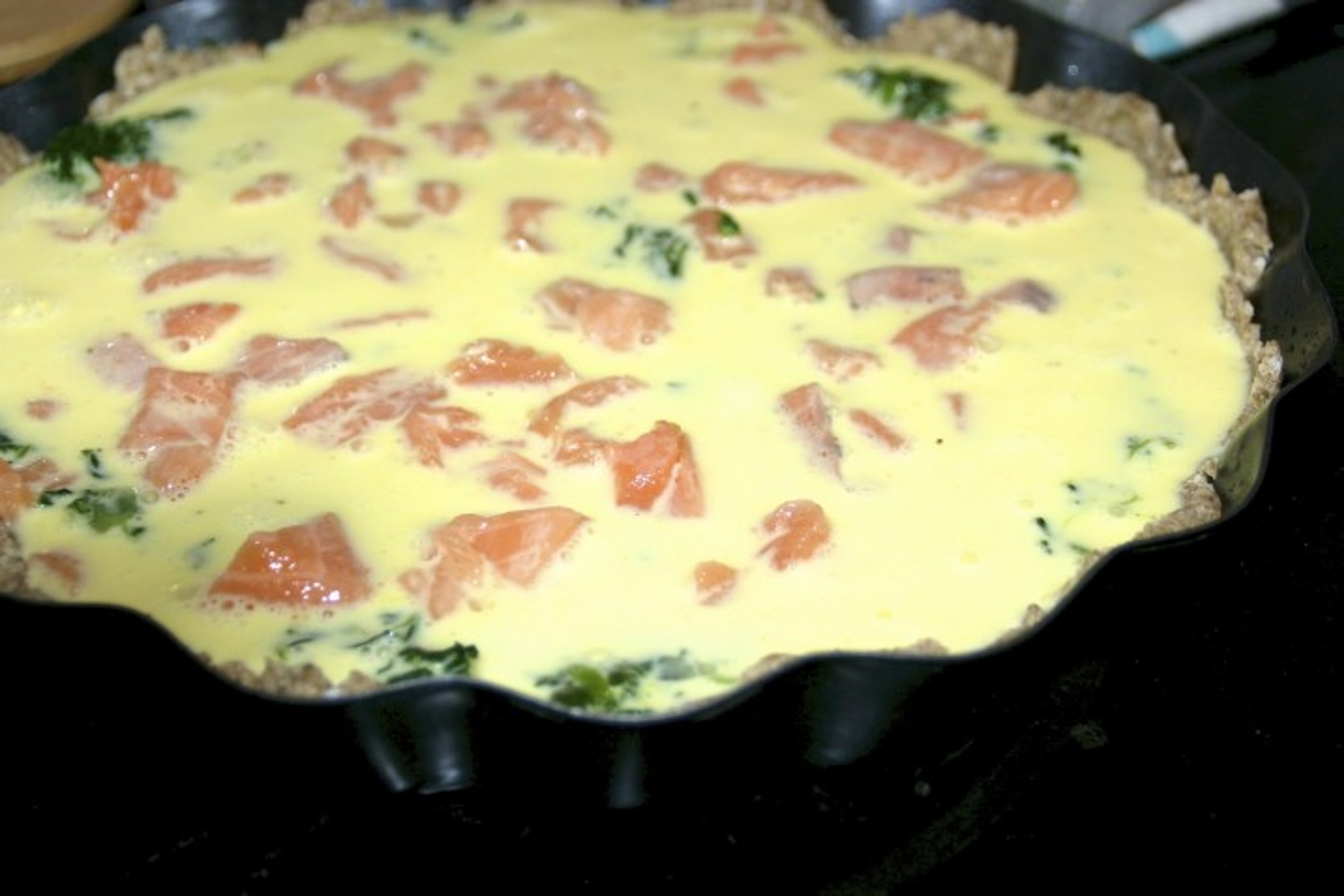 Spinattærte med laks og rødbederåkost