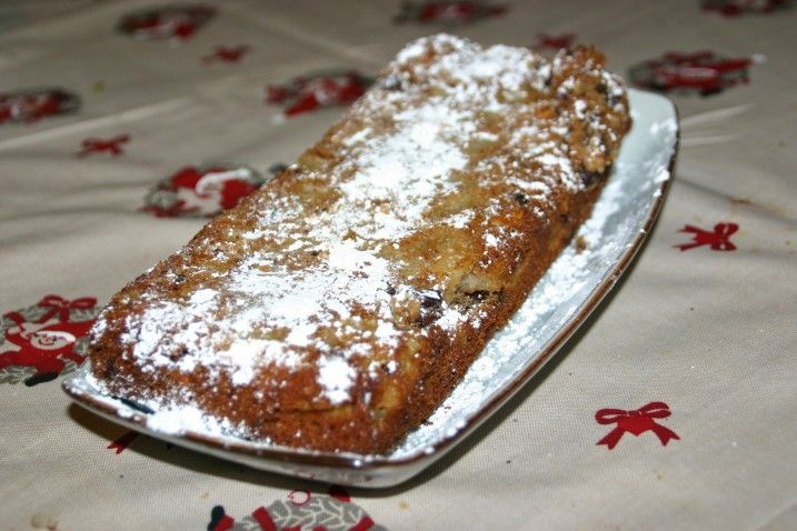 Nøddekage med æble