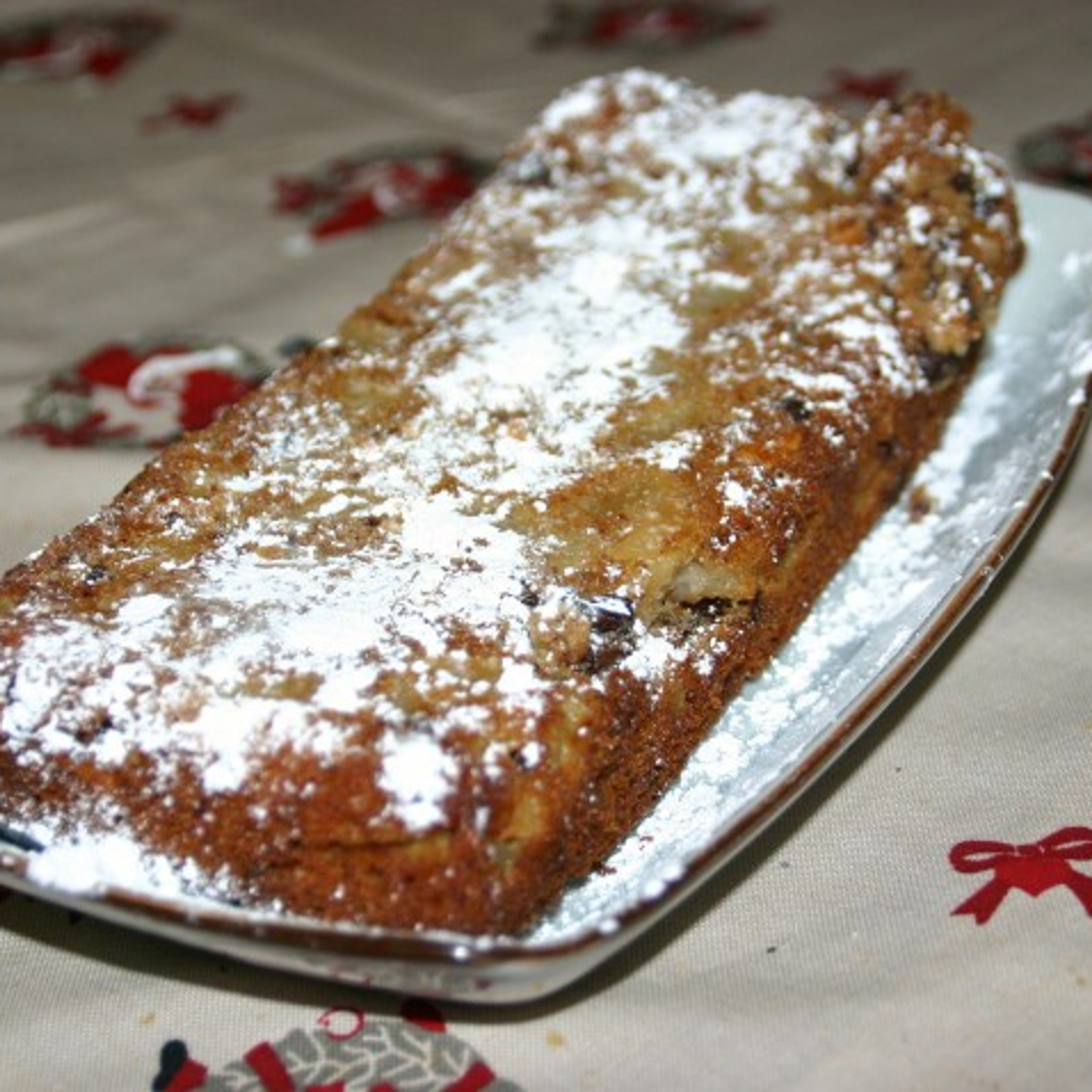 Nøddekage med æble